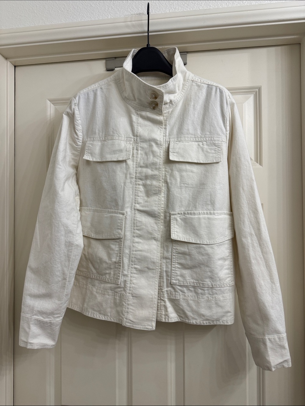 NWT LOFT Canvas Utility Jacket in White size Medium